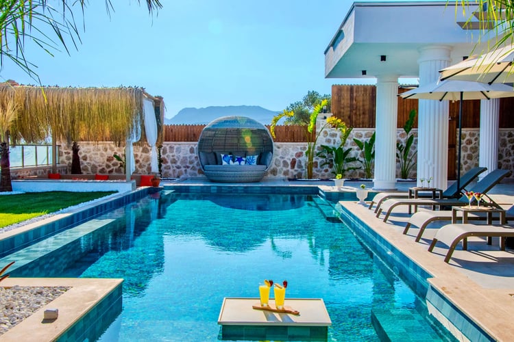 1kiralik-yazlik-jakuzili-villa-villa-elysium- (16).jpeg