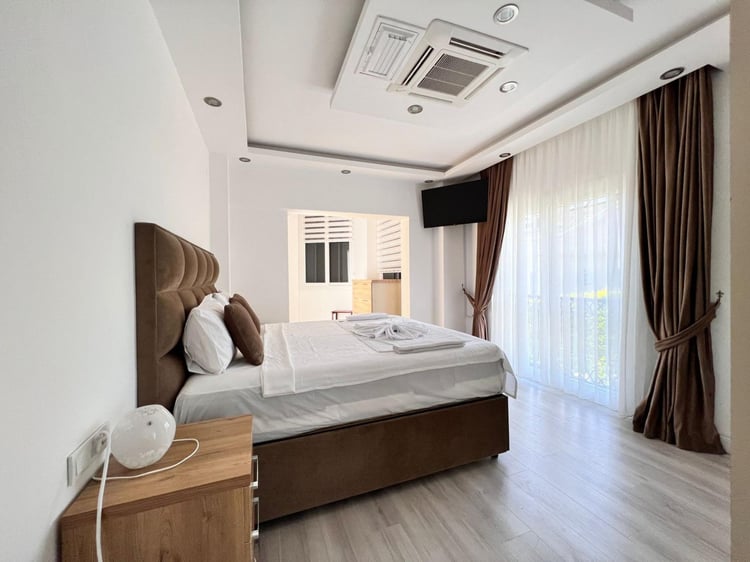 1kiralik-kalabalık-aileler-icin-uygun-villa-villa-gulistan- (22).jpeg