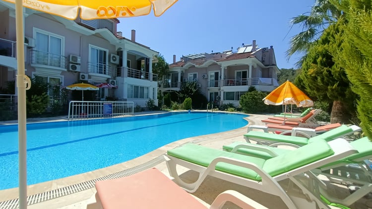 kiralik-ortak-havuzlu-apart-apart-baba- (2).jpg