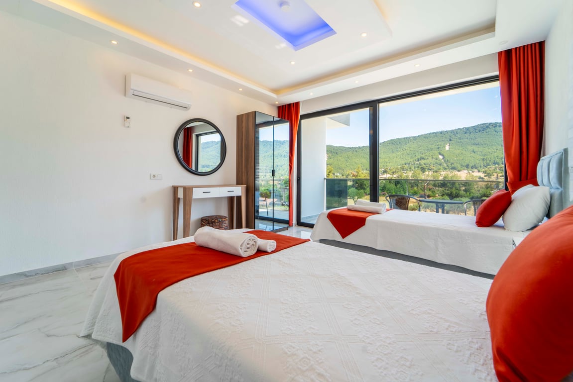 Villas Çınar Sarıbelen-photo-3