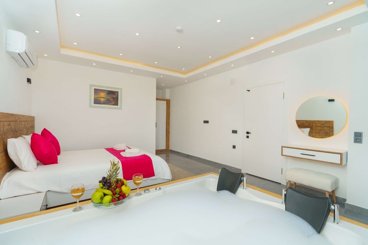 1kiralik-muhafazakar-villa-villa-tuna- (42).jpg