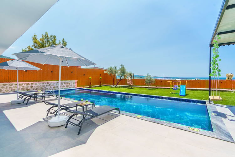 1kiralik-muhafazakar-villa-villa-tuna- (10).jpg