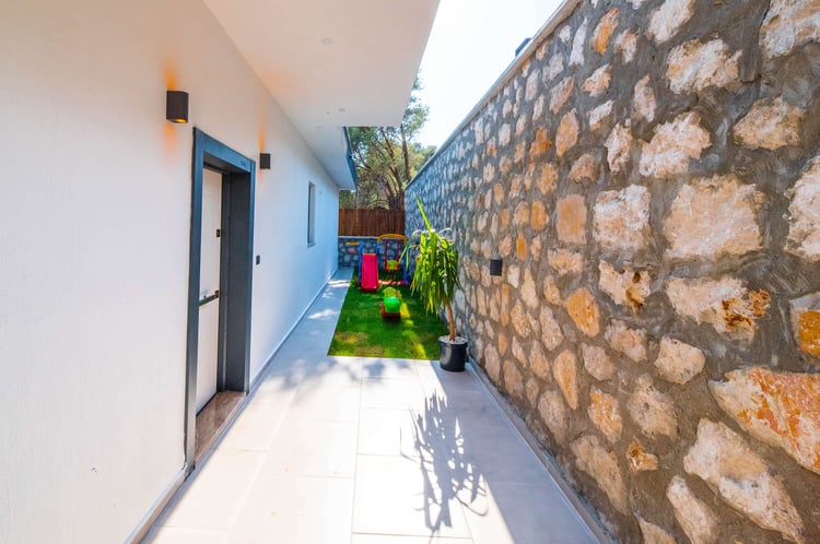 1kiralik-tatil-villasi-villa-asmina- (3).jpg