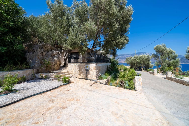 1kiralik-deniz-manzarali-villa-villa-olive-muarkuru- (3).jpg