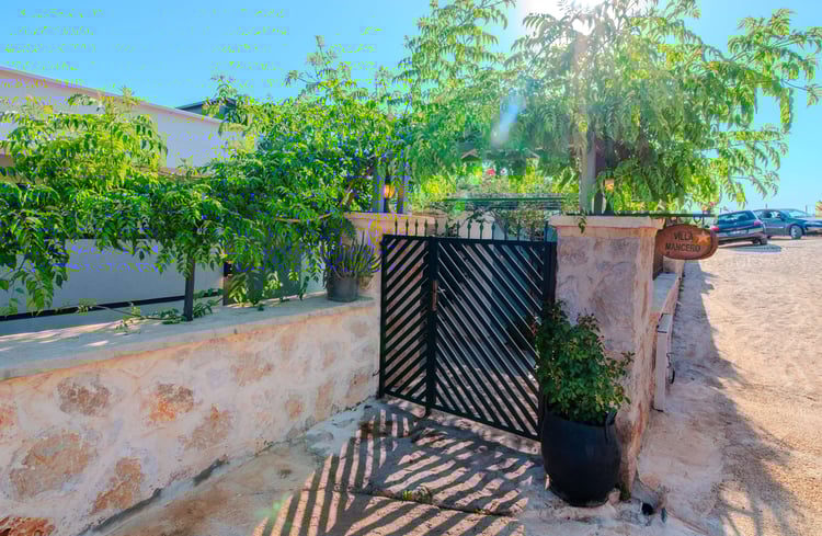 1yazlik-kiralik-villa-mancero- (2).jpg