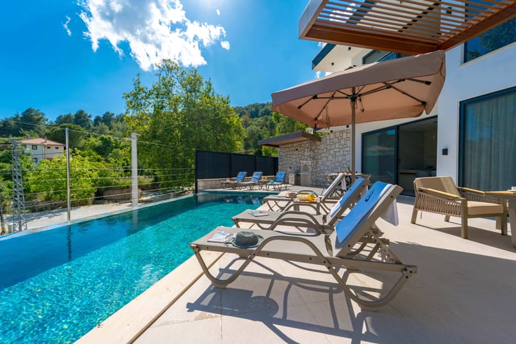 1kiralik-villa-villa-akbulut-tres- (10).jpg