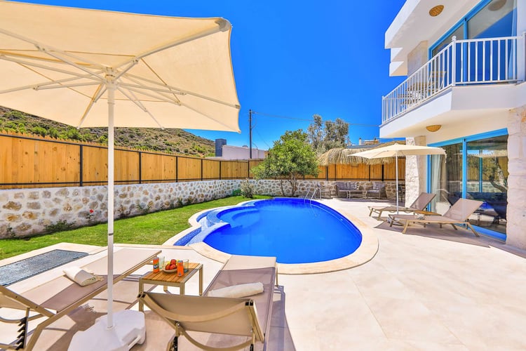 1kiralik-yazlik-villa-villa-leto- (7).jpg