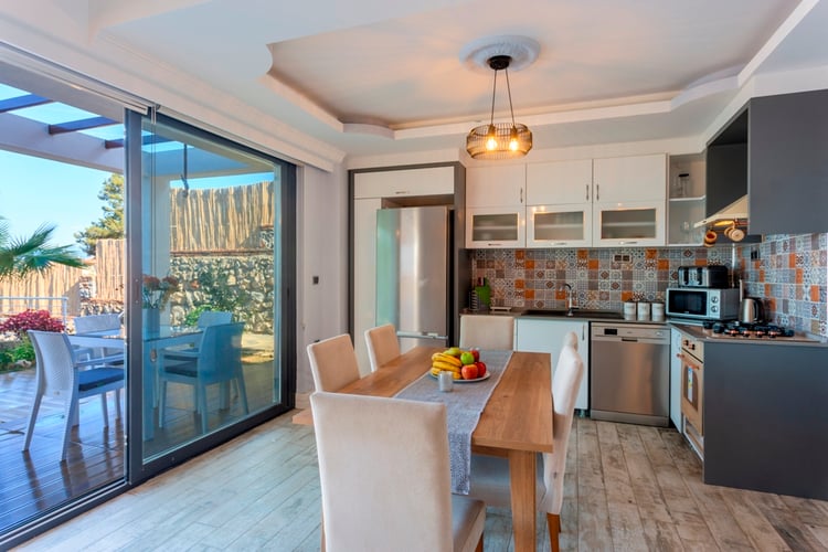 1jakuzili-yazlik-villa-villa-angel-prestige-g- (20).jpg