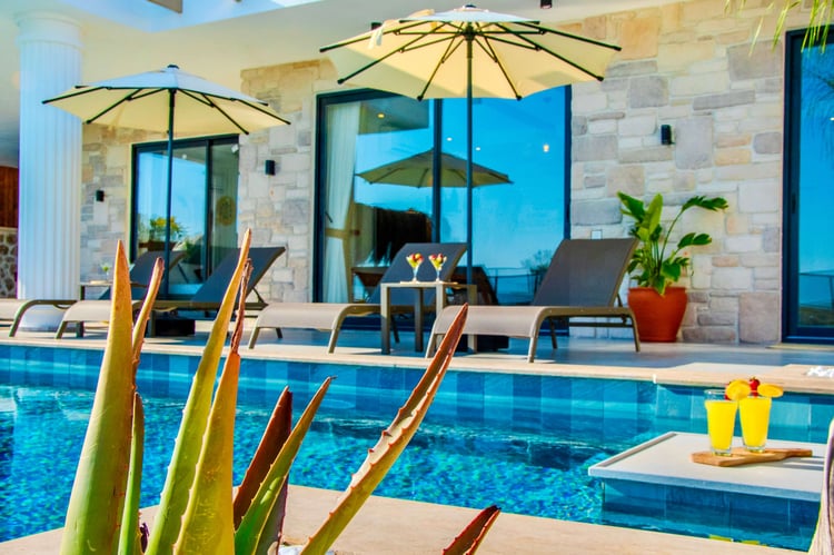 1kiralik-yazlik-jakuzili-villa-villa-elysium- (11).jpeg