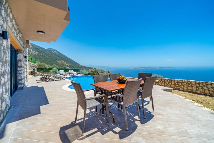 1kiralik-yazlik-villa-villa-buyuk-ada- (10).jpg