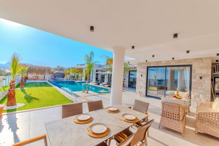 1kiralik-yazlik-jakuzili-villa-villa-elysium- (28).jpeg