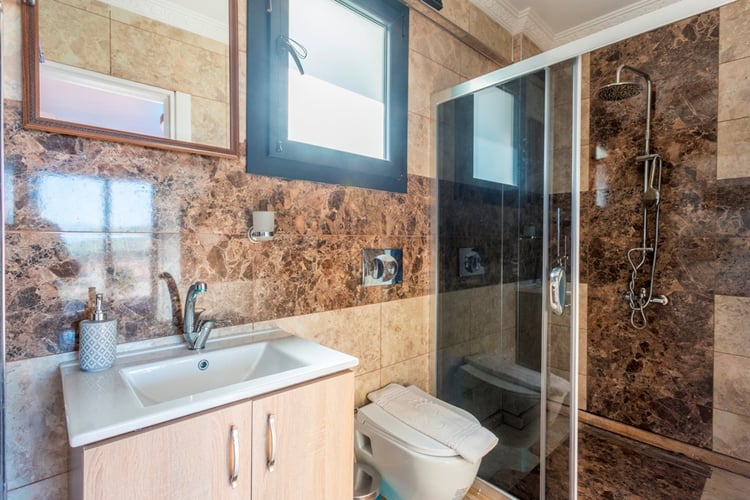 1jakuzili-yazlik-villa-villa-angel-prestige-g- (31).jpg