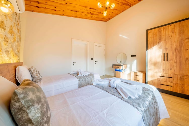 1kiralik-deniz-manzarali-villa-villa-sea- (38).jpg