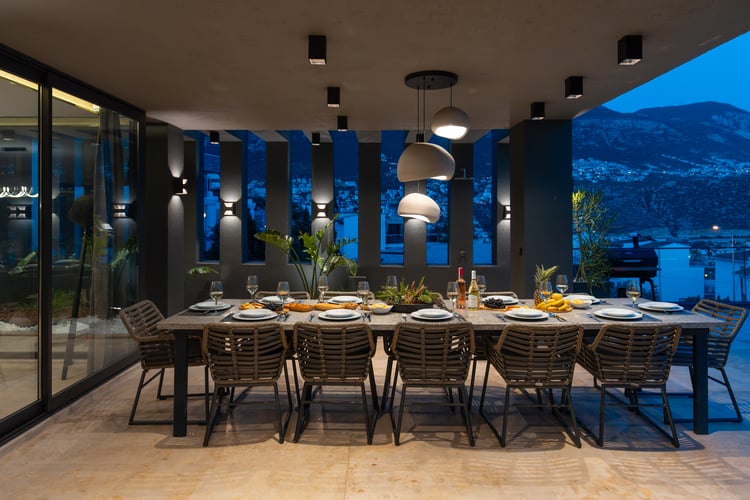 1kiralik-deniz-manzarali-villa-villa-buse-duo- (9).jpg