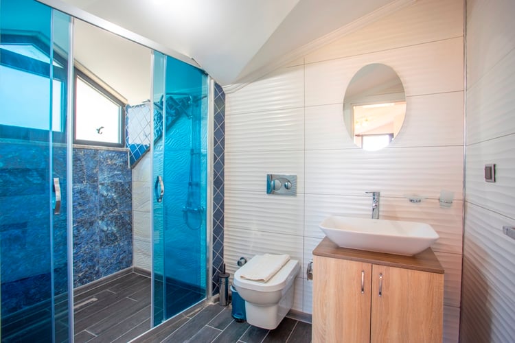 1jakuzili-yazlik-villa-villa-angel-prestige-g- (35).jpg