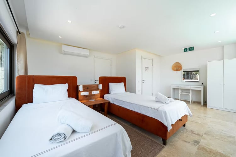 1yazlik-deniz-manzarali-villa-villa-elma- (10).jpg