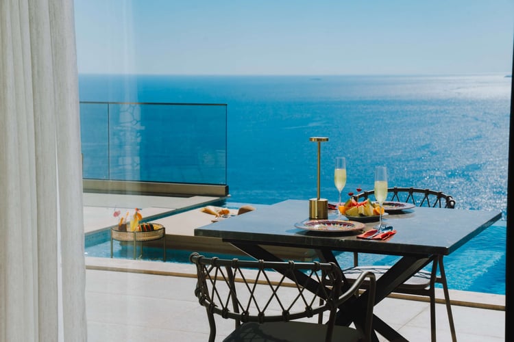 1kiralik-yazlik-deniz-manzarali-villa-villa-akbülüt-1- (12).jpg