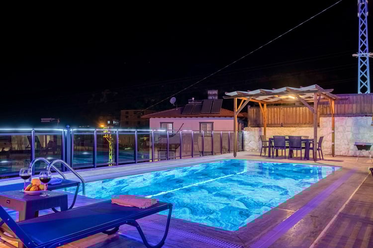 1kiralik-tatil-villasi-villa-savaya-one- (7).jpg