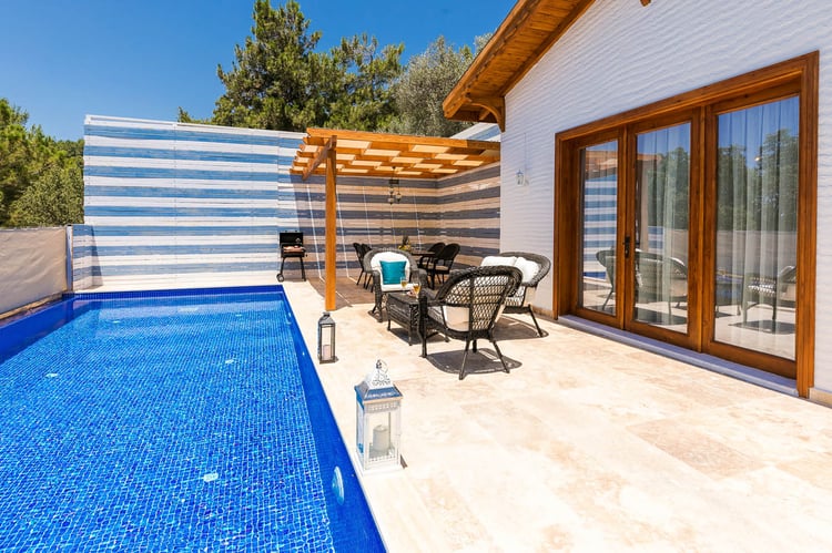 1kiralik-yazlik-tatil-villasi-villa-sunset-three- (9).jpg