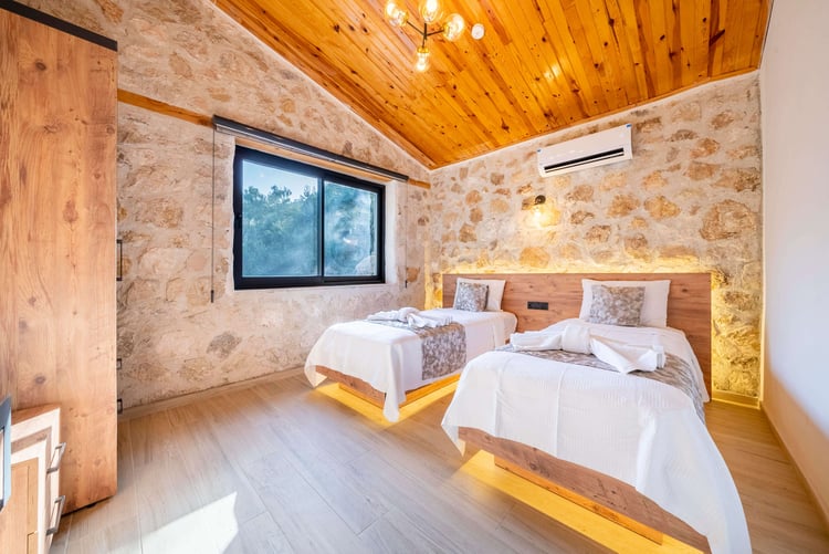 1kiralik-deniz-manzarali-villa-villa-sea- (36).jpg