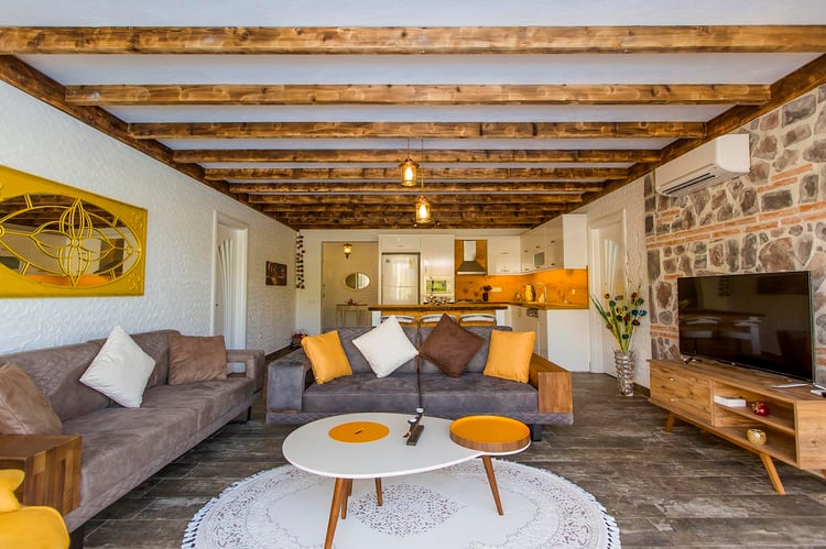 1kiralik-yazlik-villa-villa-stella- (18).jpg