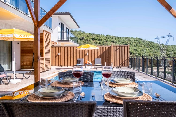 1kiralik-tatil-villasi-villa-savaya-one- (16).jpg