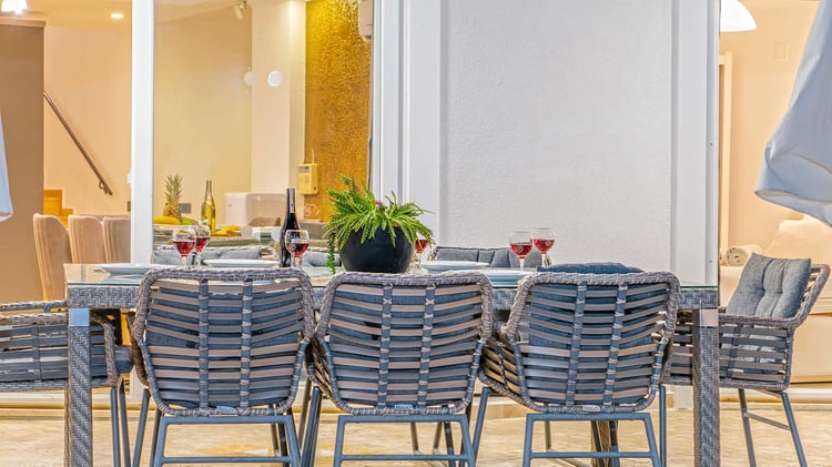 1kiralik-deniz-manzarali-villa-villa-beyaz- (14).jpg