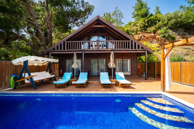 kiralik-yazlik-villa-villa-seyirtepe-1 (8).jpg