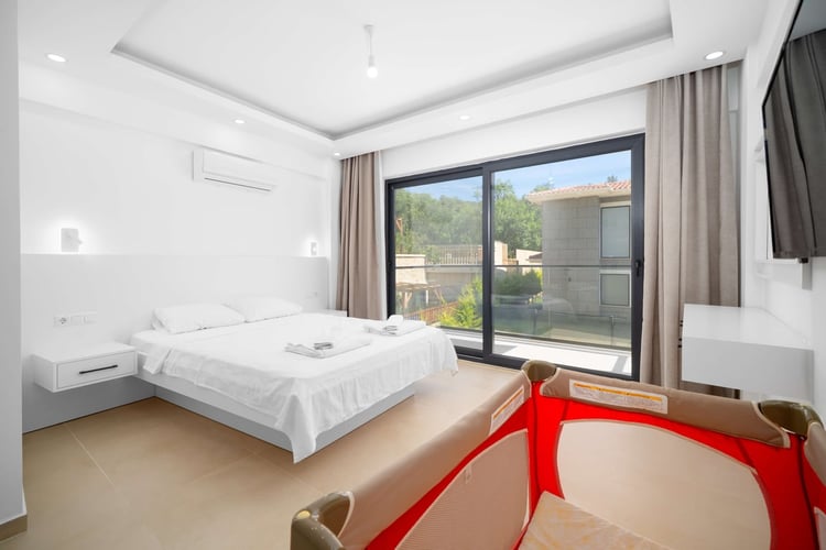 1kiralik-yazlik-villa-villa-poyraz (22).jpg