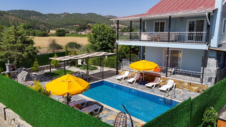 1kiralik-yazlik-villa-villa-atalar-2 (3).JPG