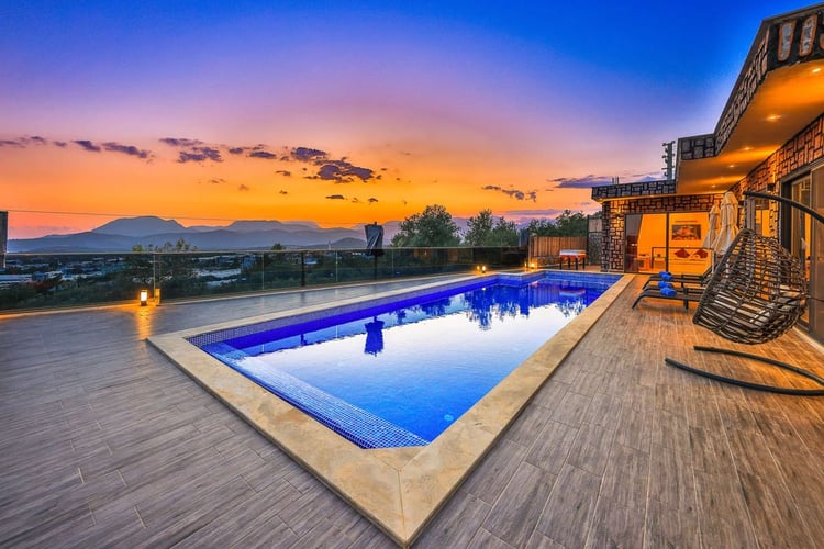 Kiralik-yazlik-villa-villa üzüm (18).jpg