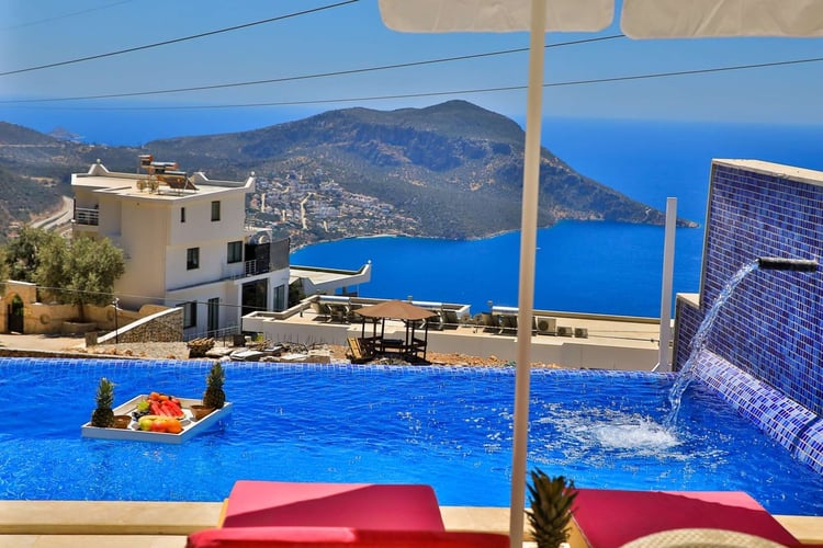 1kiralik-yazlik-villa-villa-londra (15).jpg