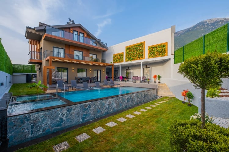 1kirazlik-yazlik-tatil-villasi-villa-su (2).jpeg