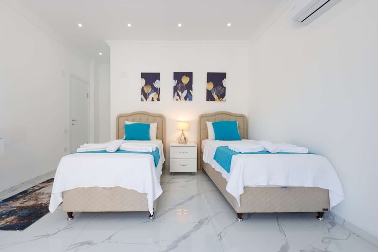 25 kiralik-yazlik-villa-villa gülfidan (18).jpg