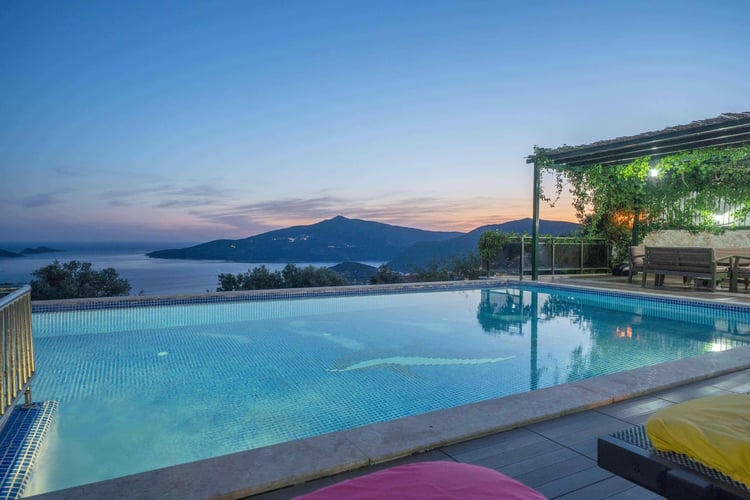 1kiralik-yazlik-villa-villa-akça  (23).jpg