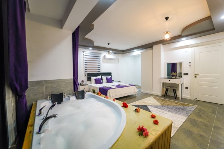 1kiralik-yazlik-villa-villa-legendary-1 (29).jpg