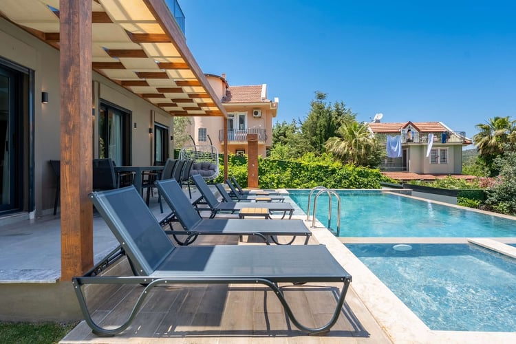 1kiralik-yazlik-villa-villa-azure-luxe (20).jpg