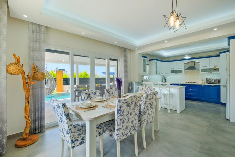 1kiralik-tatil-villasi-villa-happy-moon- (33).jpeg