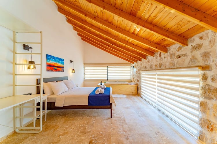 1kiralik-villa-jakuzili-kiralik-villa-villa-sirius (32).jpg