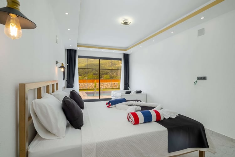 1kiralik-jakuzili-villa-villa-goldan-uno- (39).jpg