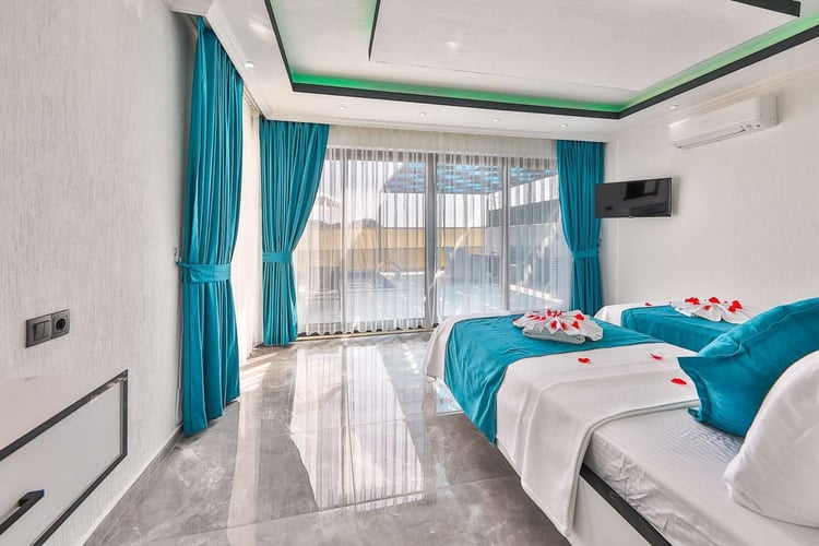 1kiralik-yazlik-villa-villa-tayyar (39).jpg