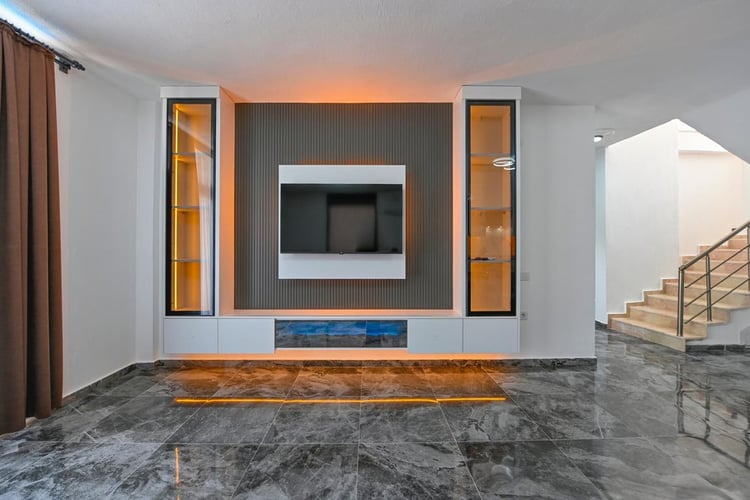 1jakuzili-kiralik-villa-villa-likya-avci (17).jpeg