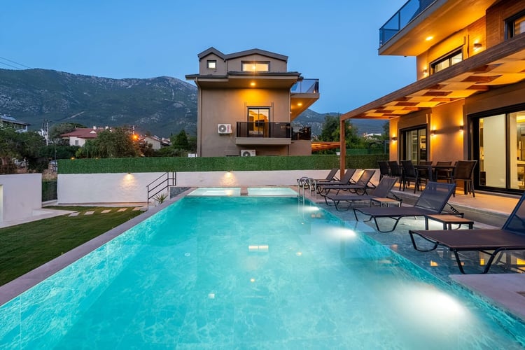 1kiralik-yazlik-tatil-villasi-villa-maison (13).jpg