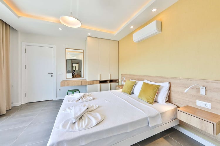 1kiralik-jakuzili-villa-yazlik-villa-serenty-kas (32).jpg