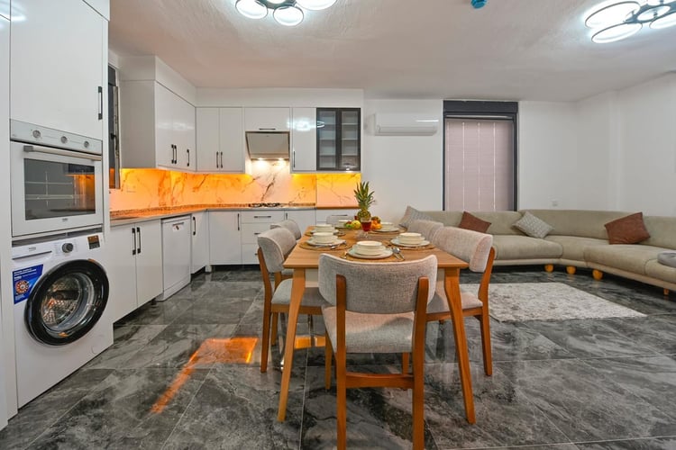 1jakuzili-kiralik-villa-villa-likya-avci (14).jpeg