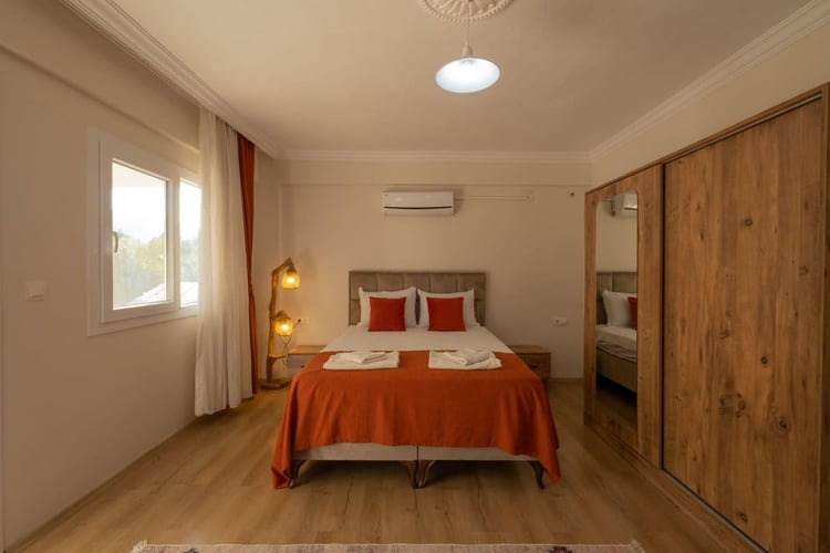 1yazlik-kiralik-tatil-villasi-villa-yakamoz- (13).jpeg