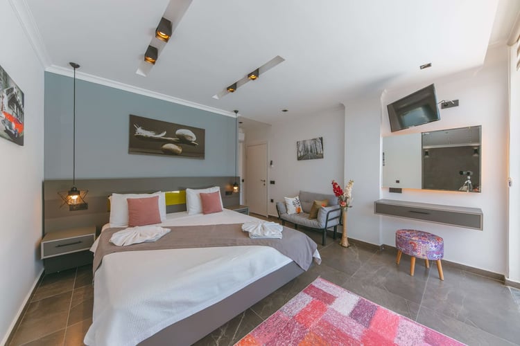 1kiralik-yazlik-villa-villa-aysa (28).jpg