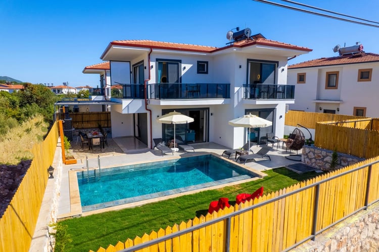 1kiralik-tatil-villasi-villa-blue-moon (4).jpg