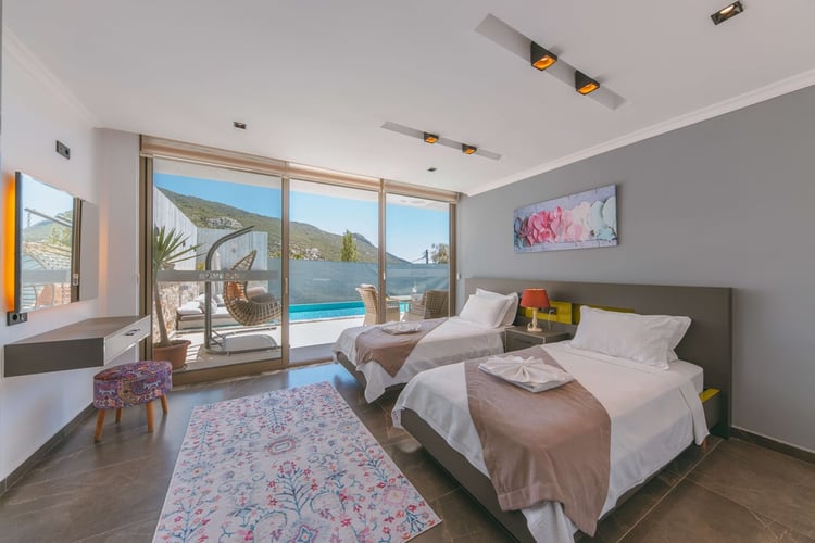 1kiralik-yazlik-villa-villa-aysa (23).jpg