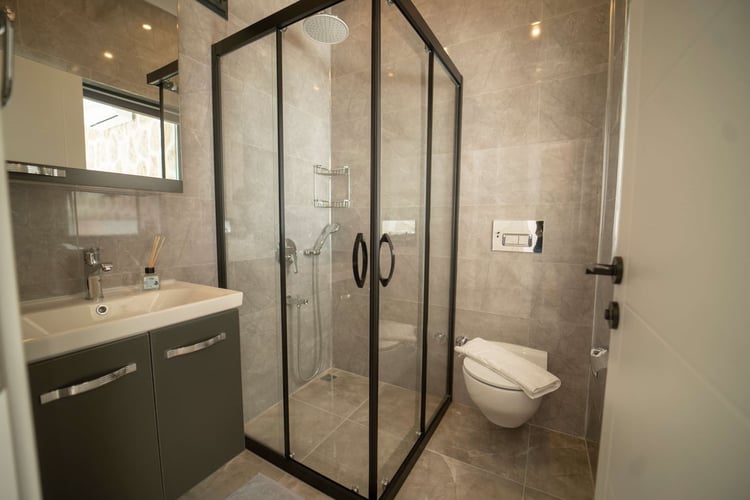 1yazlik-muhafazakar-kiralik-villa-villa-oliva (33).jpg